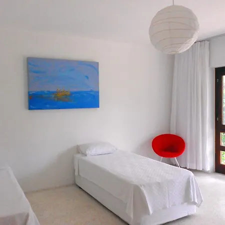 Aytas Hotel