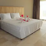 Hotel Aytas 3*