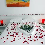 Aytas Hotel 3*