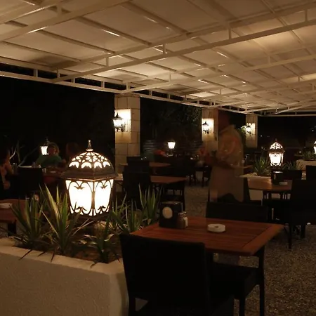 Aytas Hotel Ayvalı