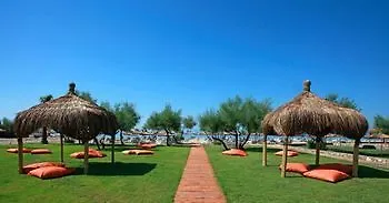 Aytas Hotel